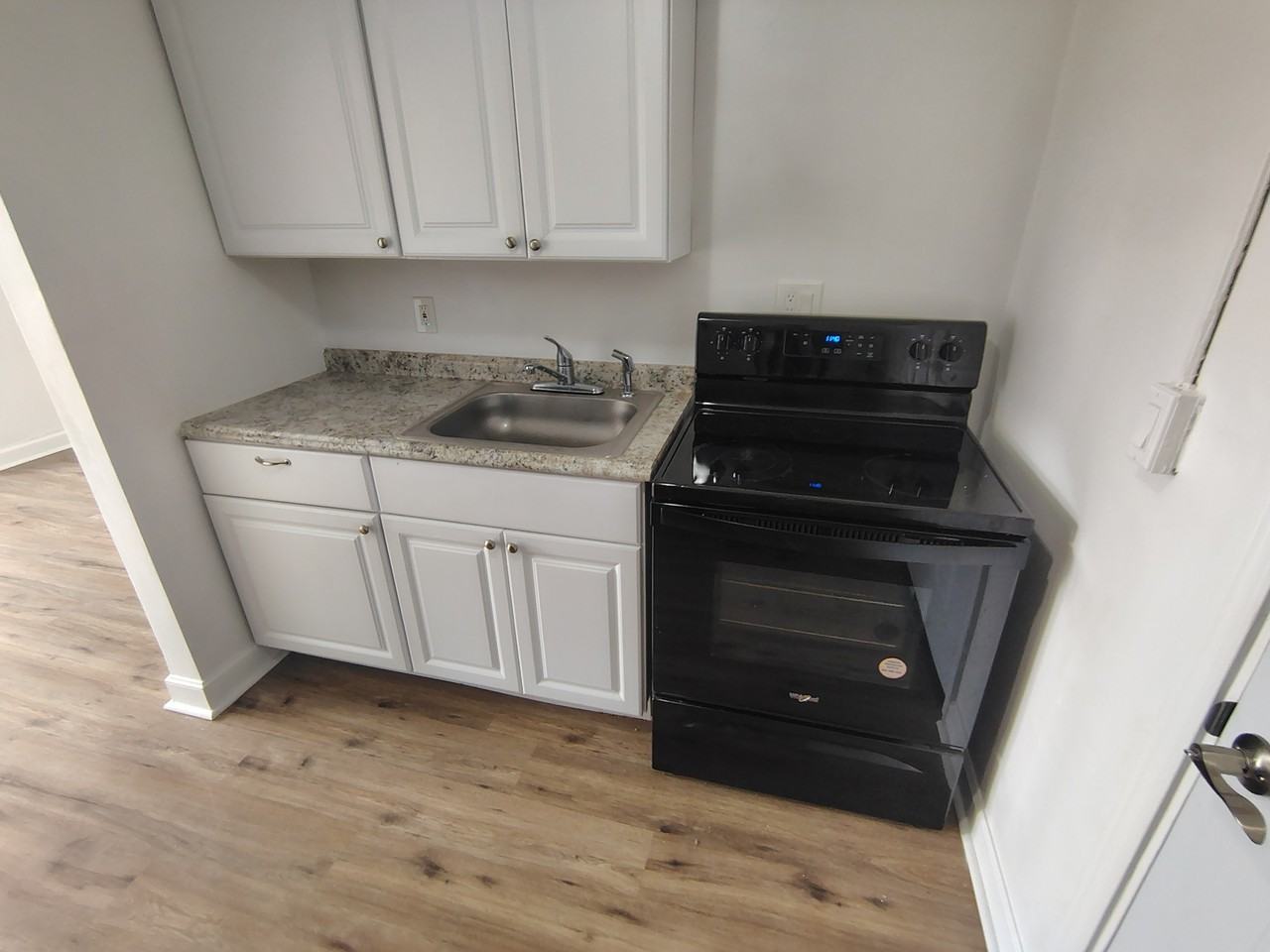 408 North Wayne Street - Photo 2 of 13