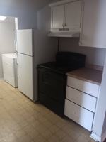 featured image of 458 W Austin St