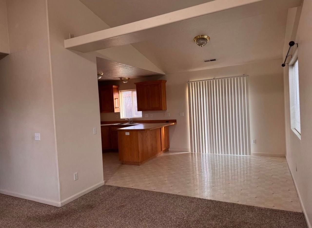 655 Arthur Ave - Photo 3 of 12