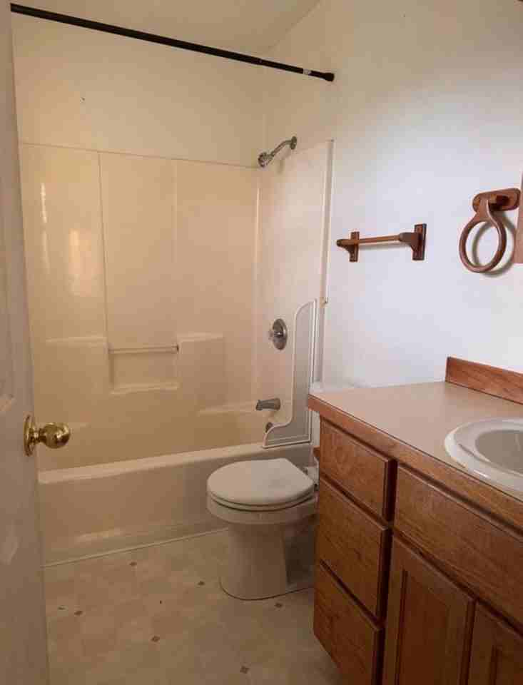 655 Arthur Ave - Photo 7 of 12