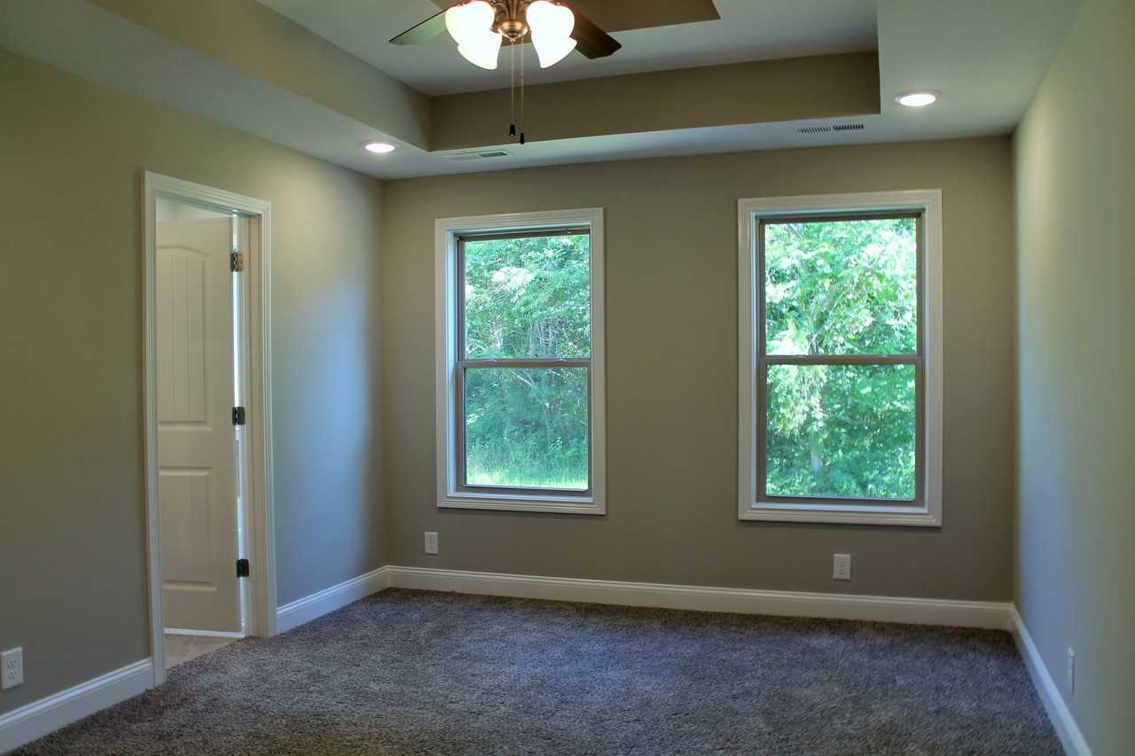 257 Azalea Dr - Photo 3 of 18