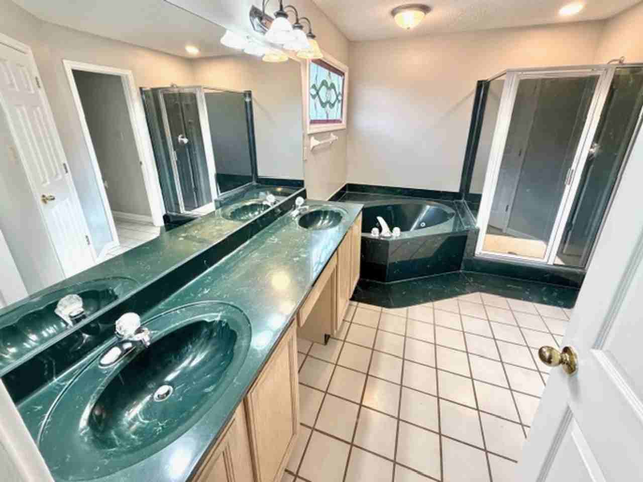 836 Tropicana Dr E - Photo 7 of 11