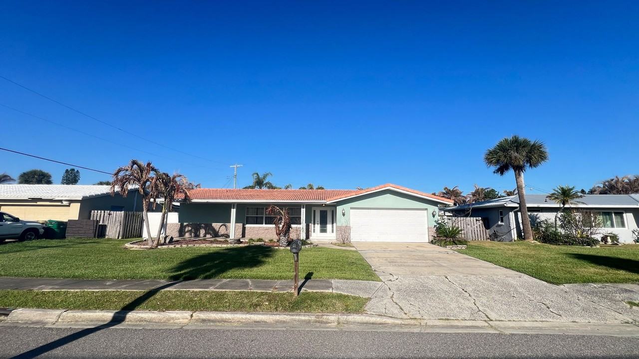 4841 N Banana River Blvd - Photo 3 of 42