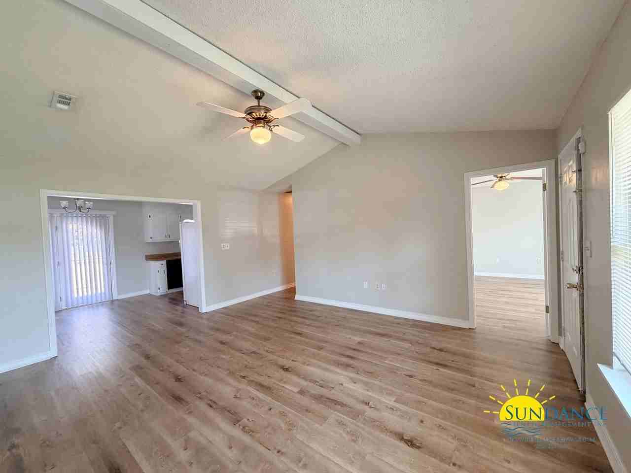 311 Evergreen Dr - Photo 3 of 30