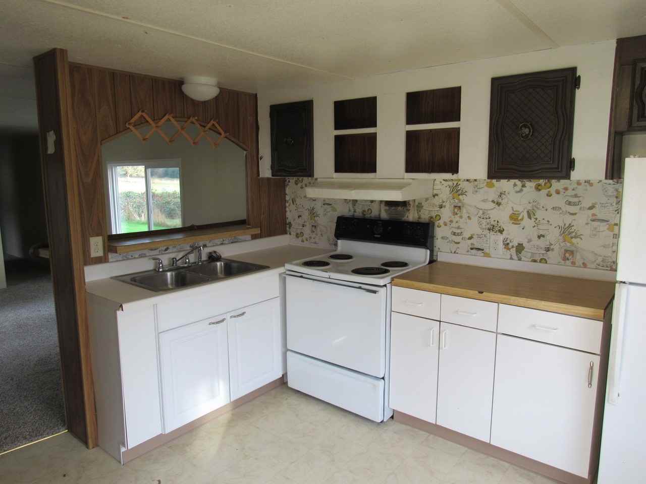 5692 Northwest Dr #3 - Photo 2 of 9