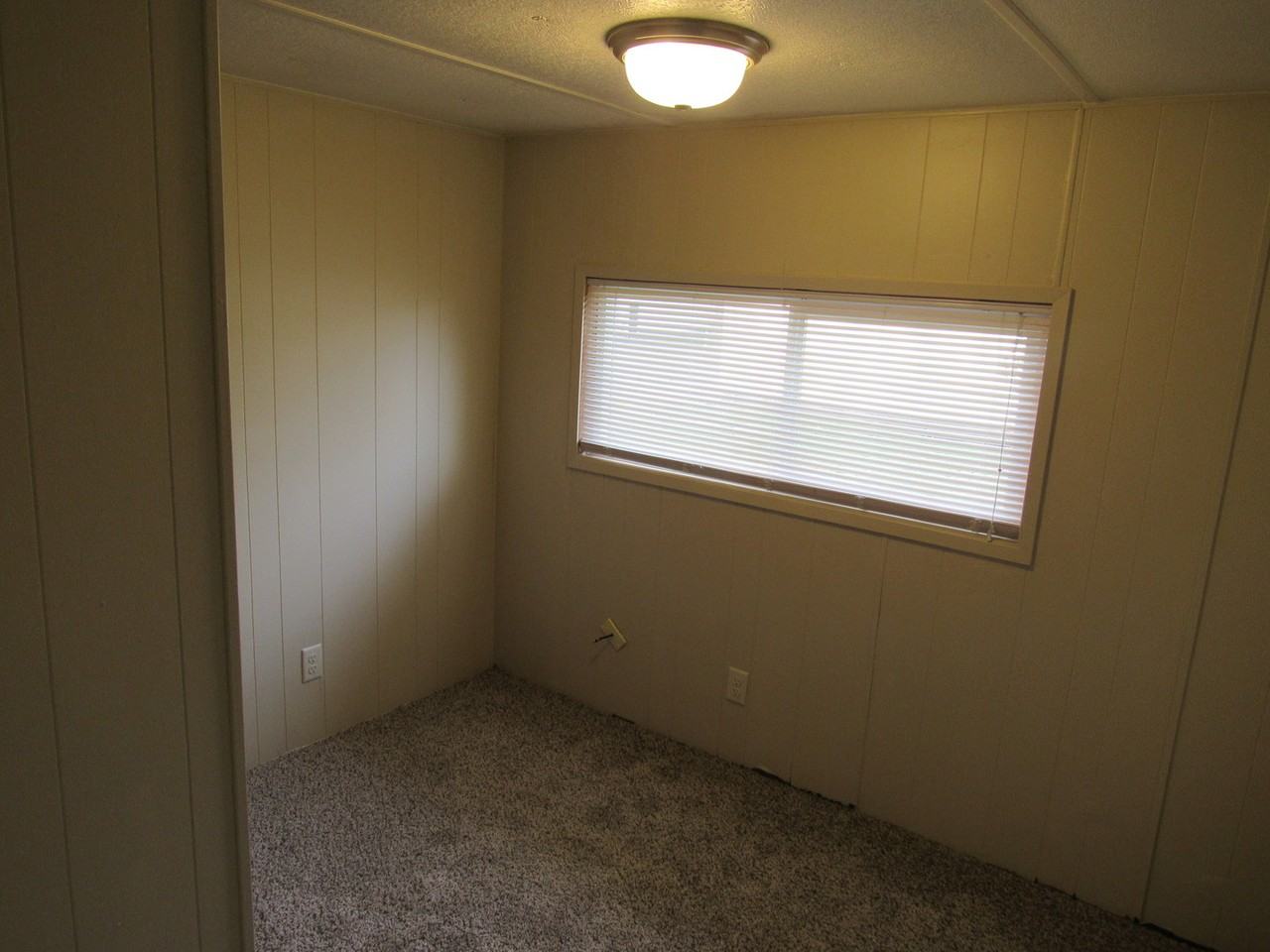 5692 Northwest Dr #3 - Photo 5 of 9