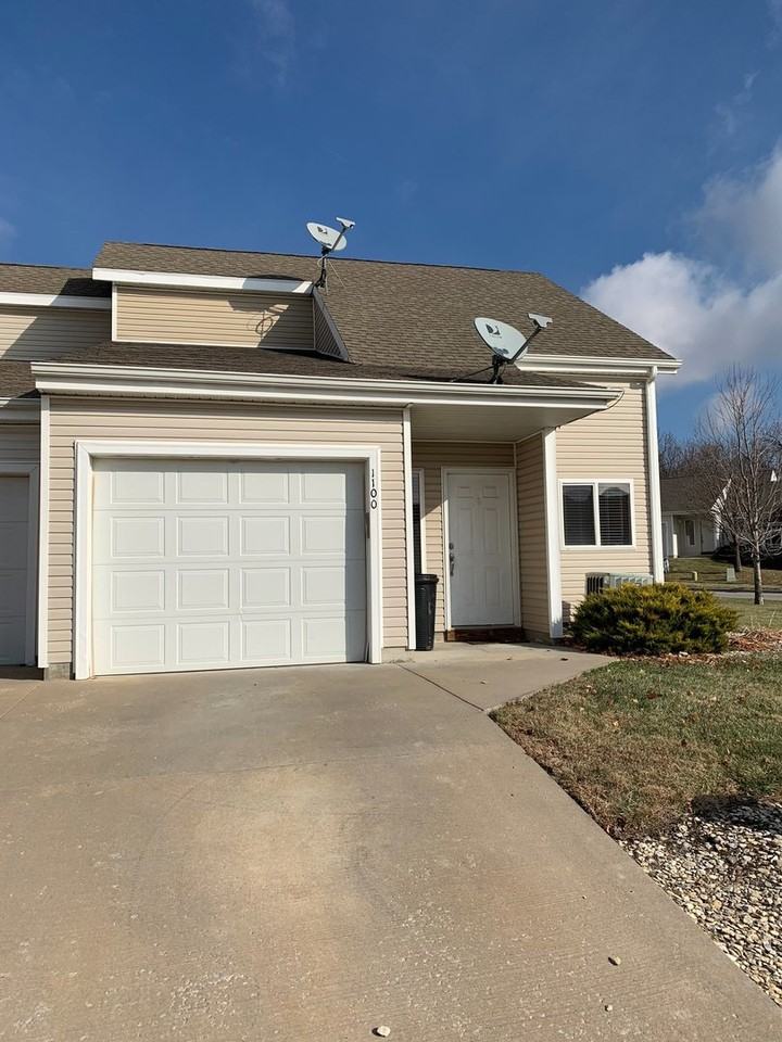 1100 Newfoundland Dr - Photo 2 of 21