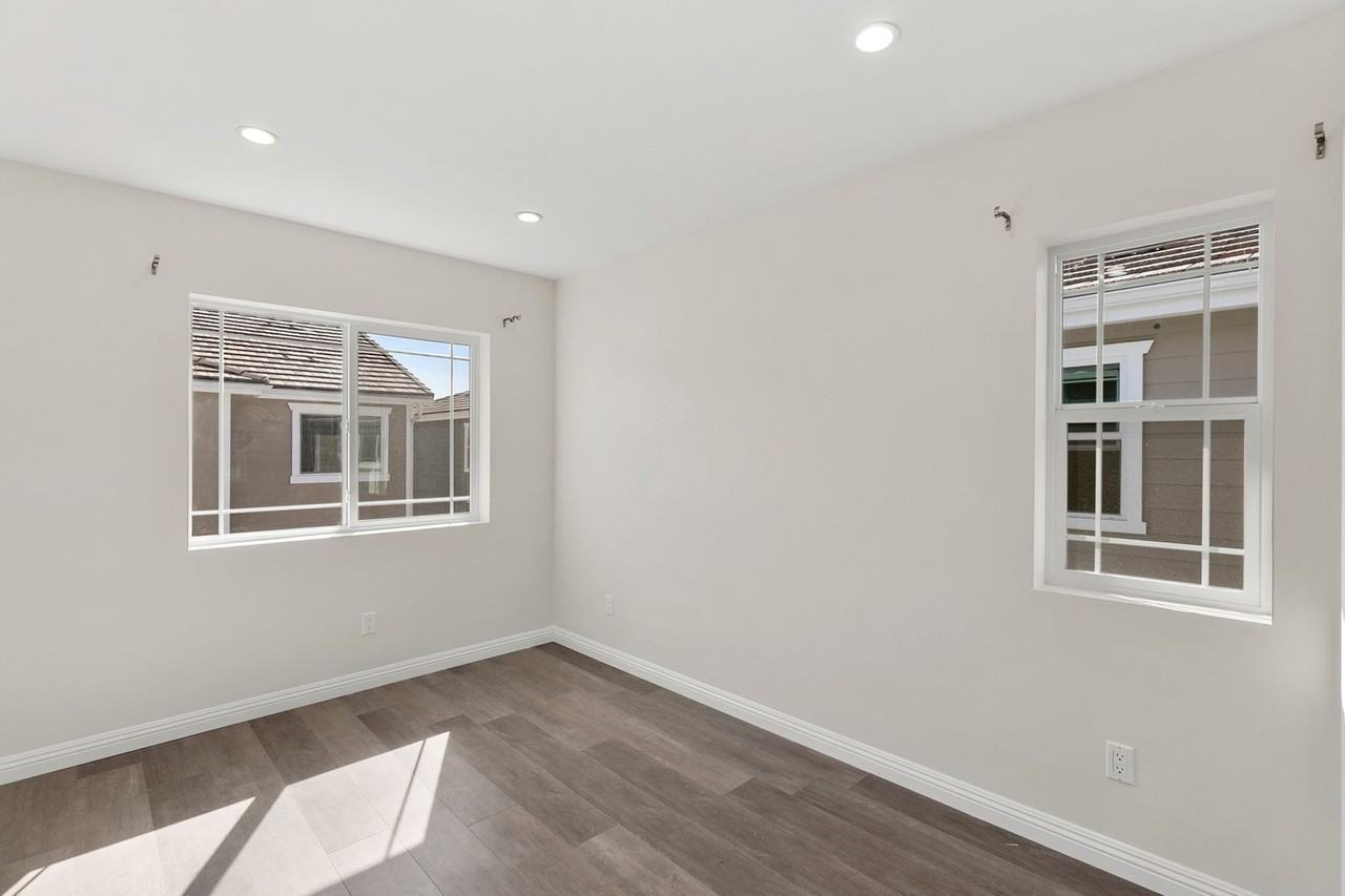 9555 Firestone Blvd #K - Photo 4 of 27