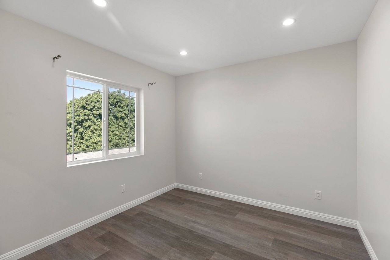 9555 Firestone Blvd #K - Photo 7 of 27