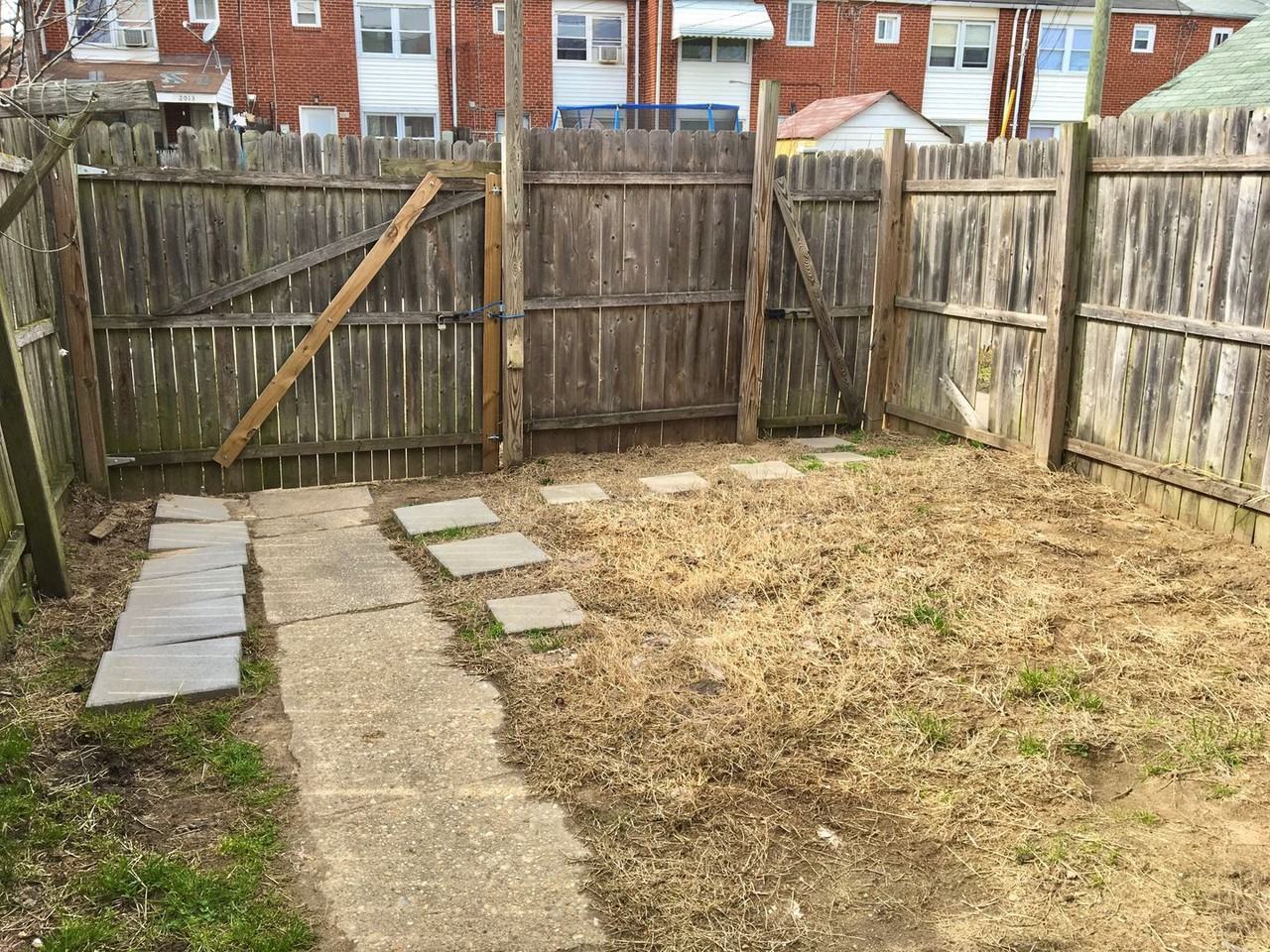 2004 Larkhall Rd - Photo 7 of 17