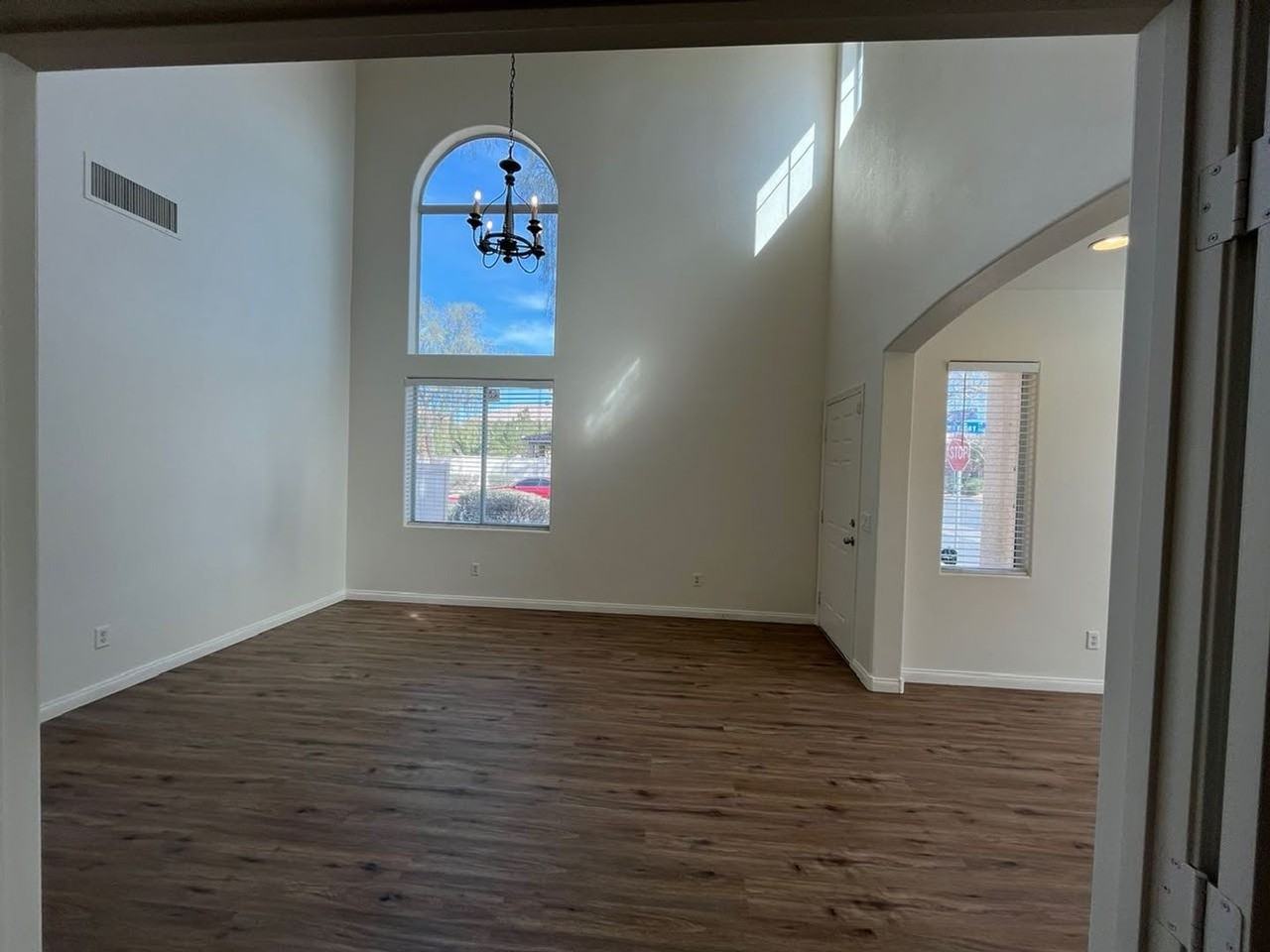 1712 Newquay Commons Ave - Photo 5 of 31