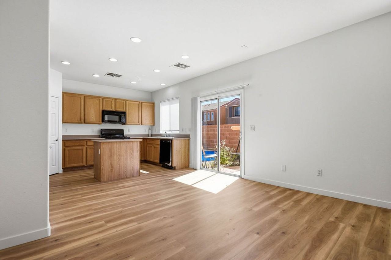 9087 Barren Vista Ct - Photo 3 of 29