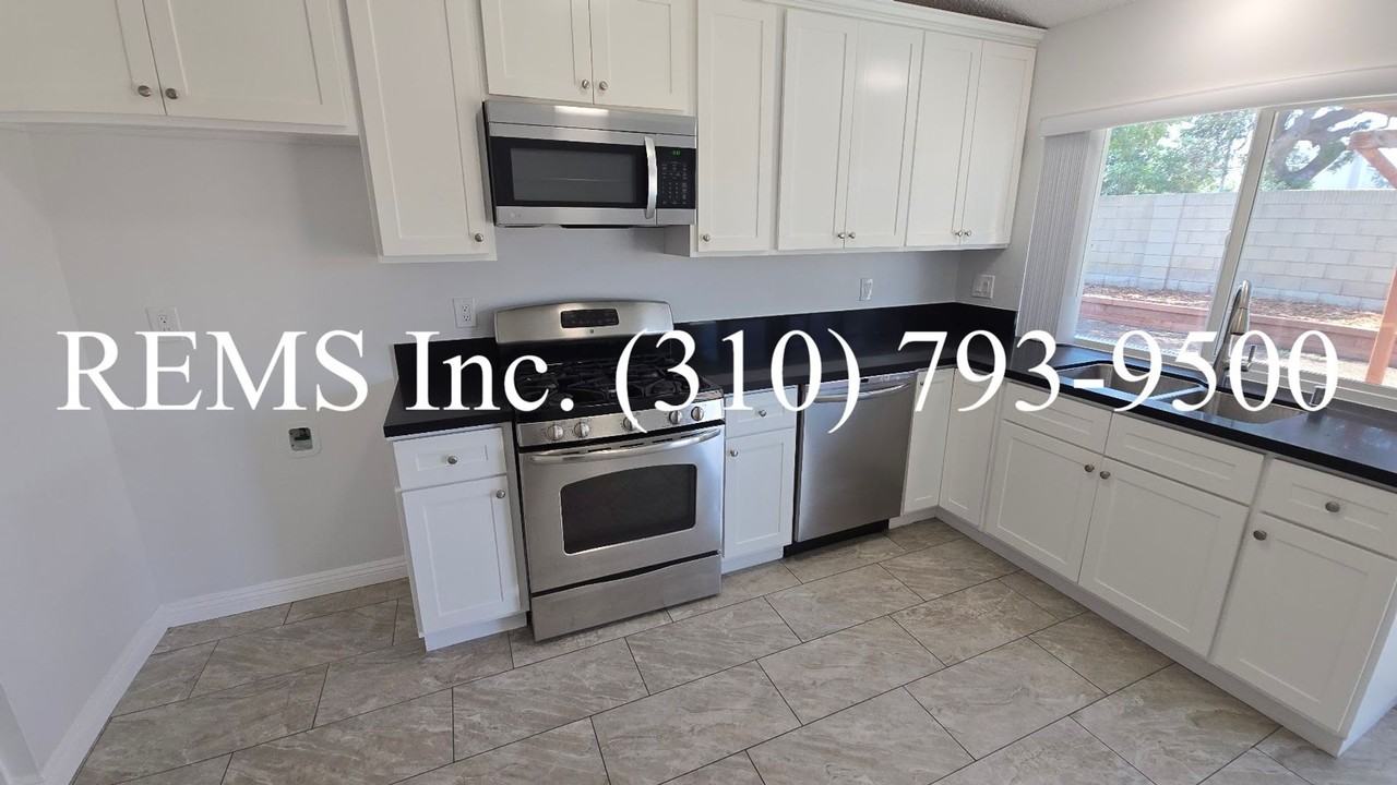 1422 Oakhorne Dr - Photo 7 of 29