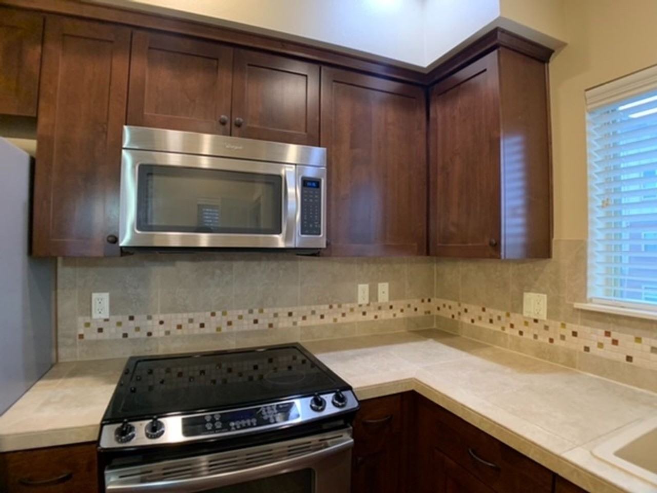 13905 Sw Meridian St #310 - Photo 7 of 48