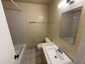 Milwaukie Ave Apartments - Photo 1 of 1