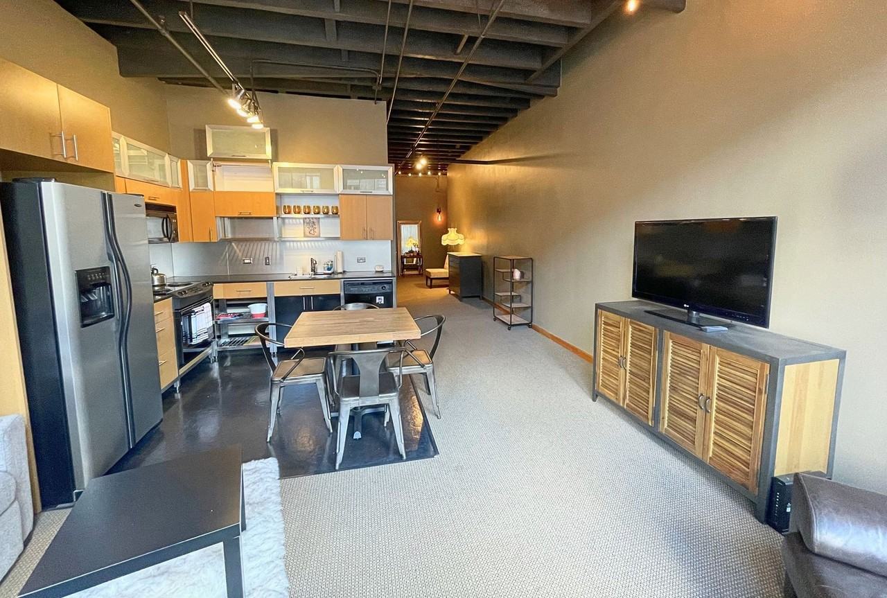 1120 Cliff Ave #207 - Photo 3 of 14