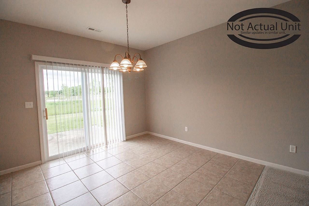 5000 Derby Ridge Dr #405 - Photo 6 of 32