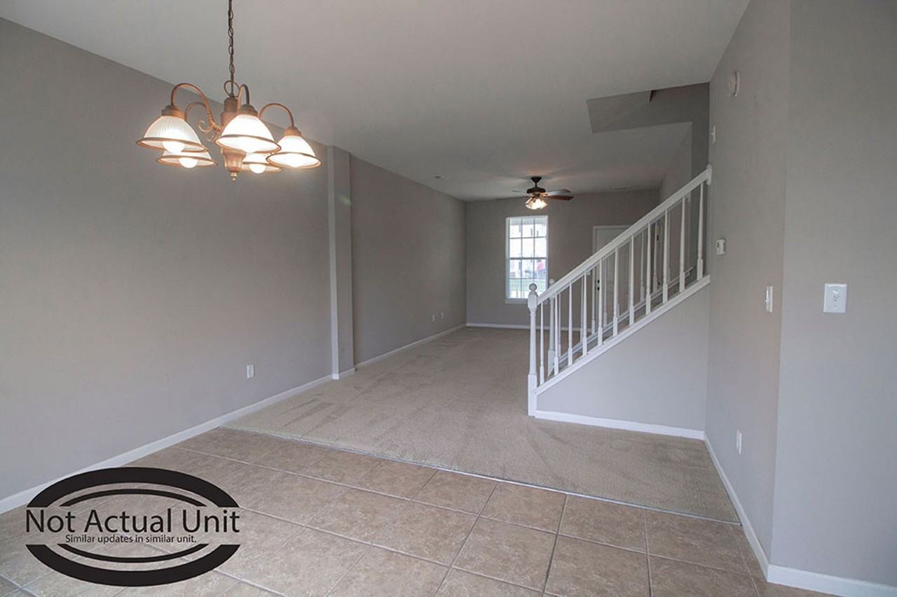 5000 Derby Ridge Dr #405 - Photo 7 of 32