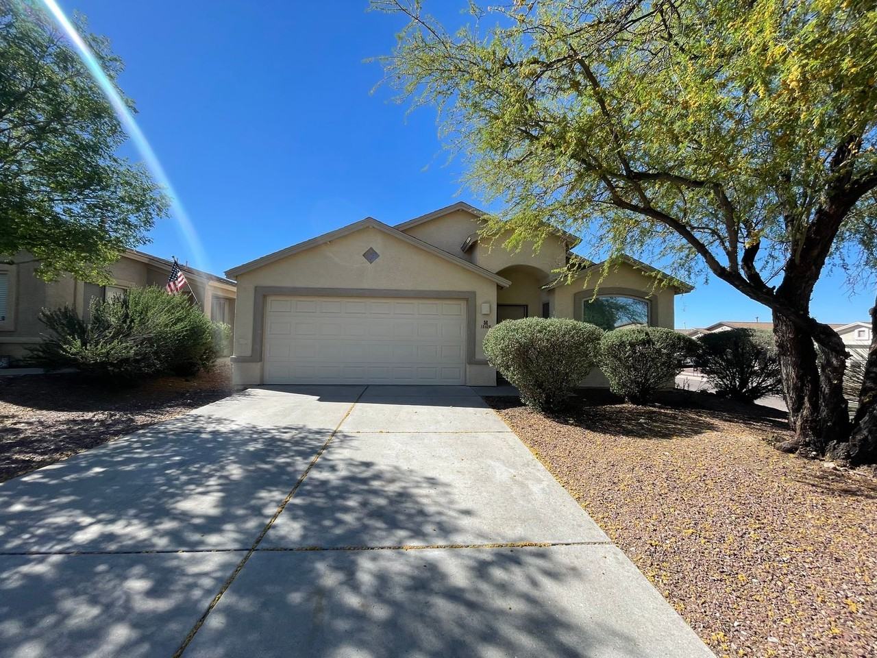 10426 E Yakima St - Photo 3 of 26