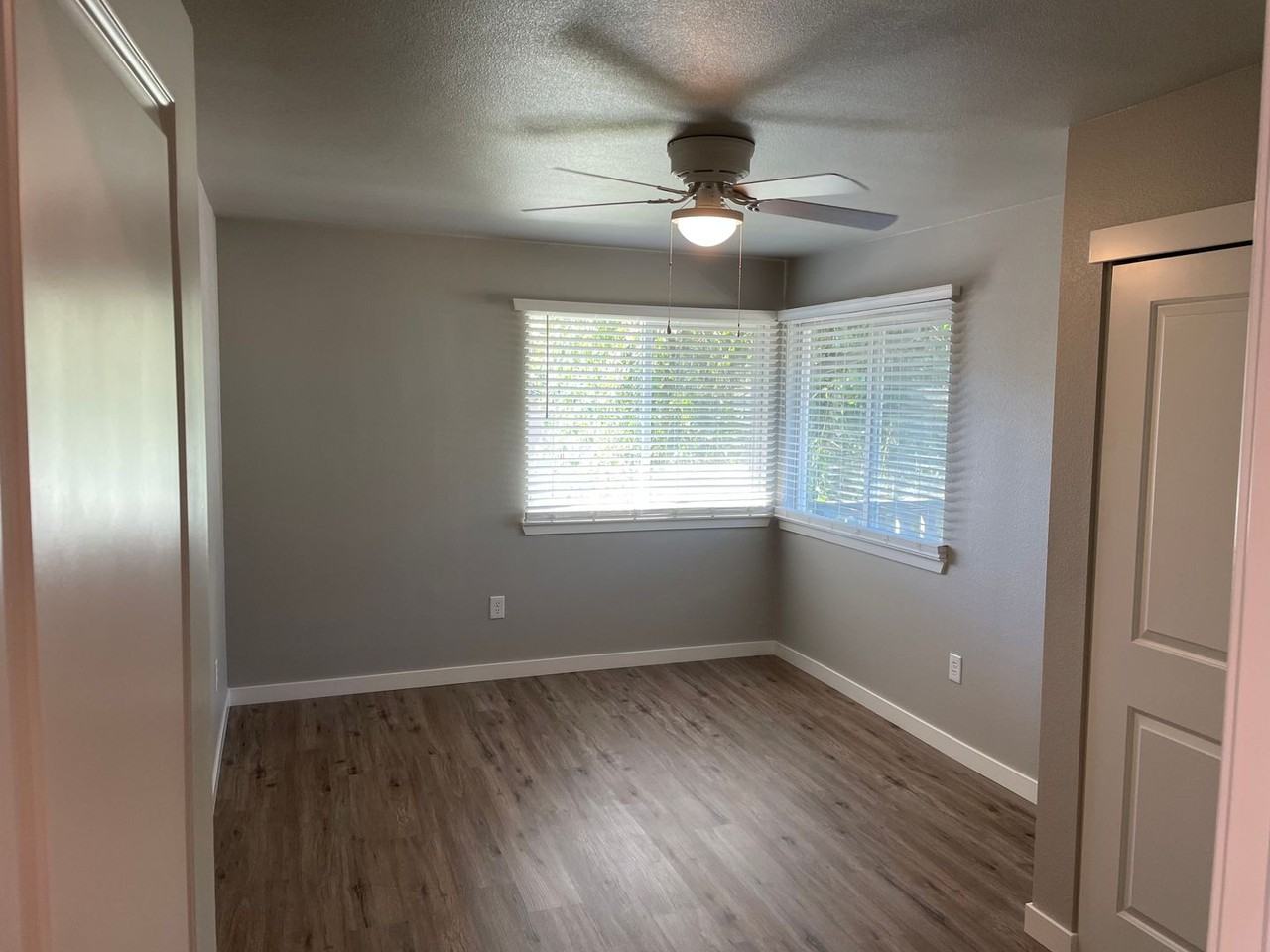 15 Forrest Ave - Photo 7 of 11