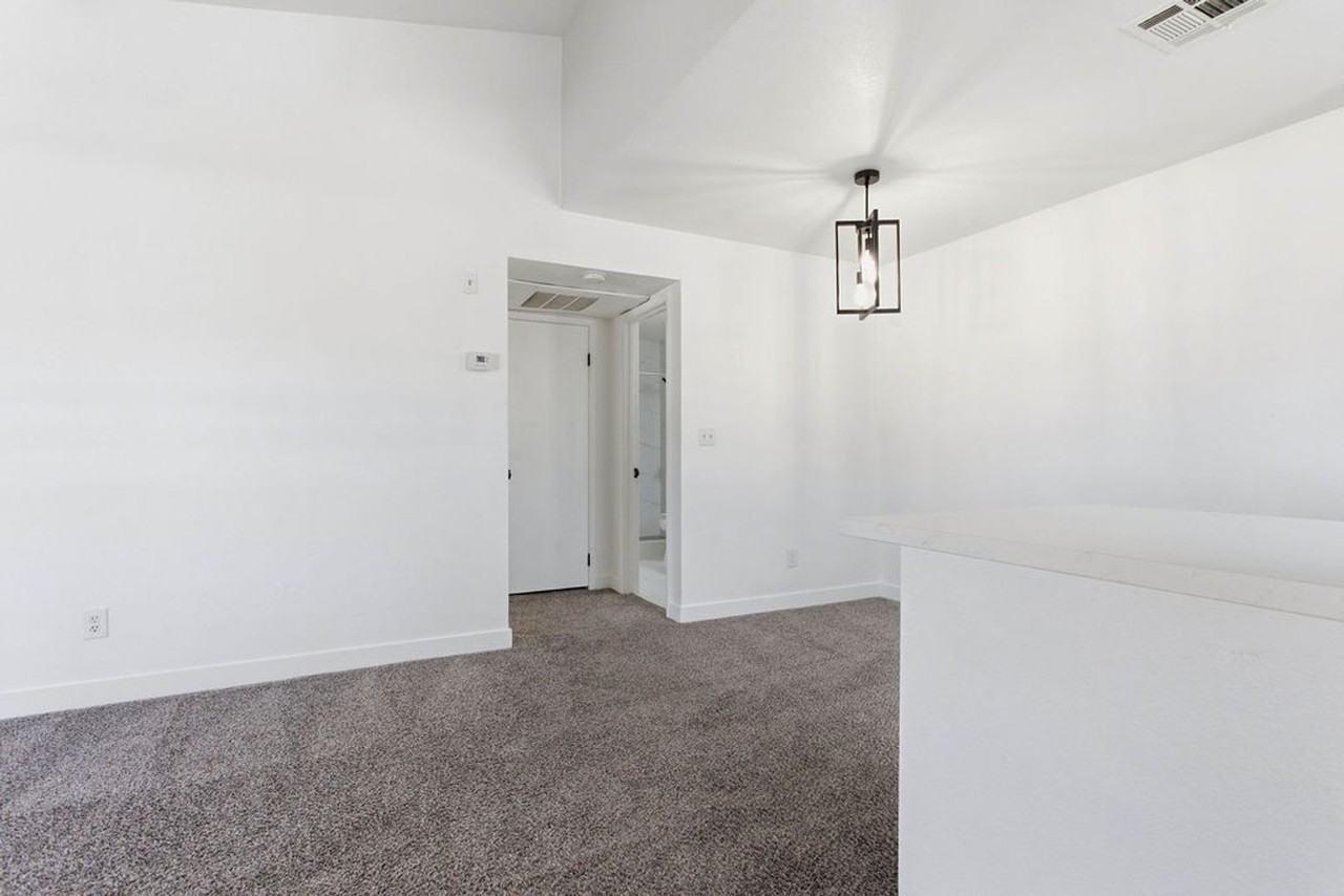 5121 Lindell Rd #206 - Photo 3 of 22