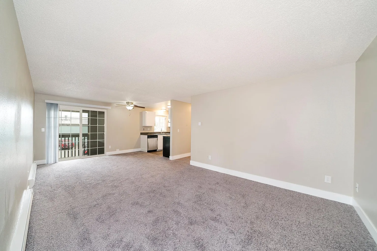 Sedona Apartments - Photo 2 of 16