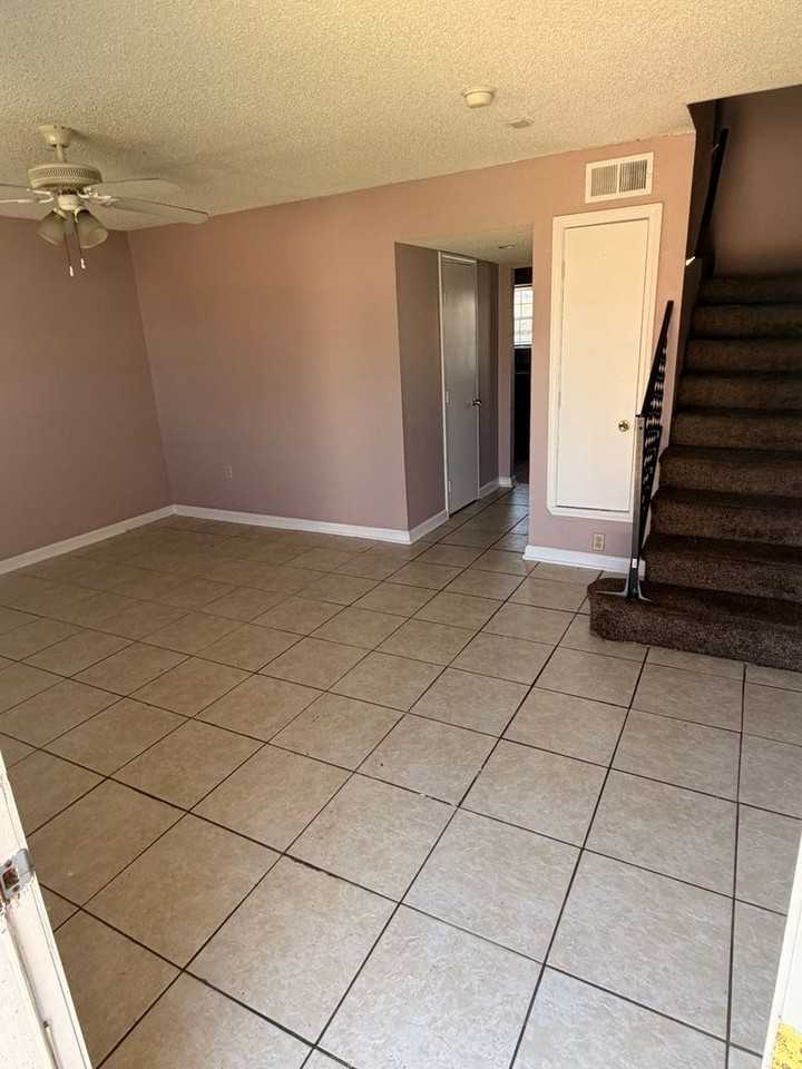 6222 Arts St - Photo 2 of 16