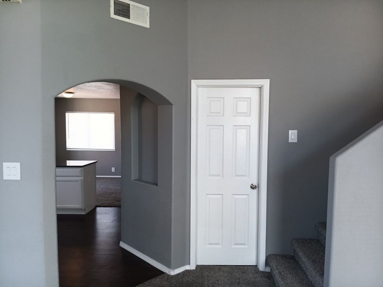 7040 Husky Dr Ne - Photo 4 of 12