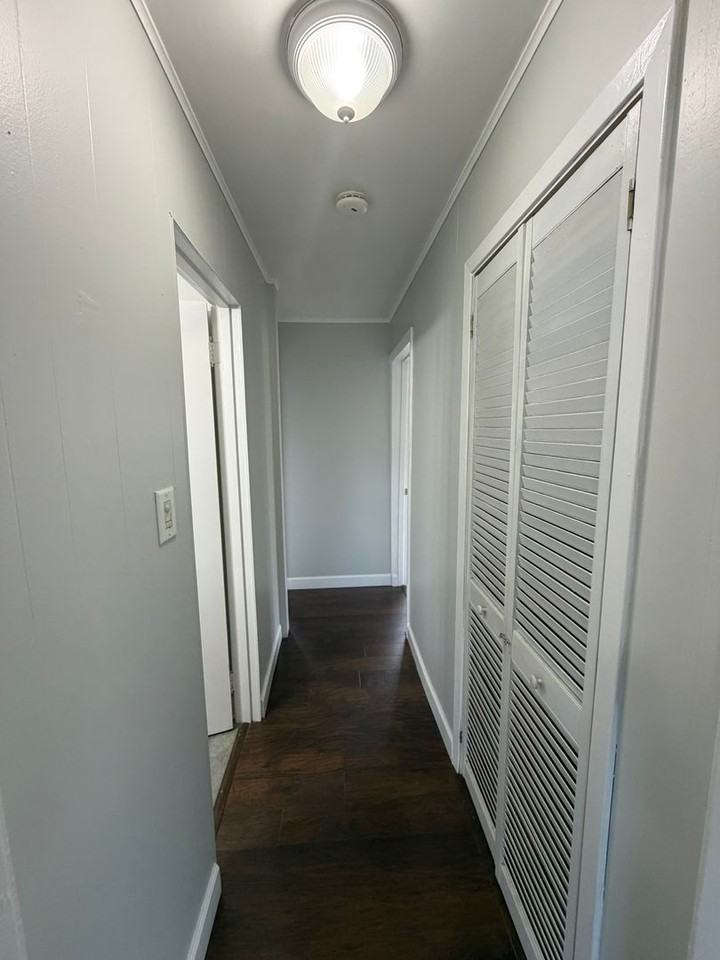 2209 Douglas Ave - Photo 6 of 38