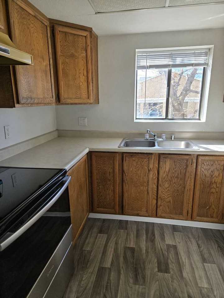 147 Vista Rafael Pkwy - Photo 4 of 16