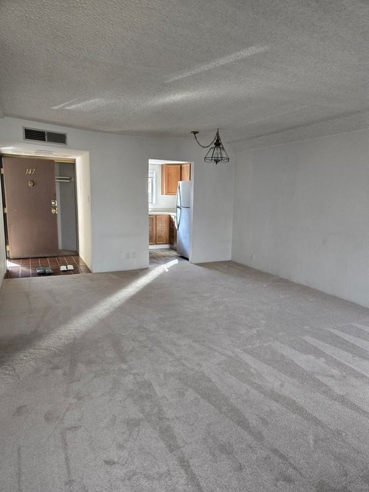 147 Vista Rafael Pkwy - Photo 7 of 16