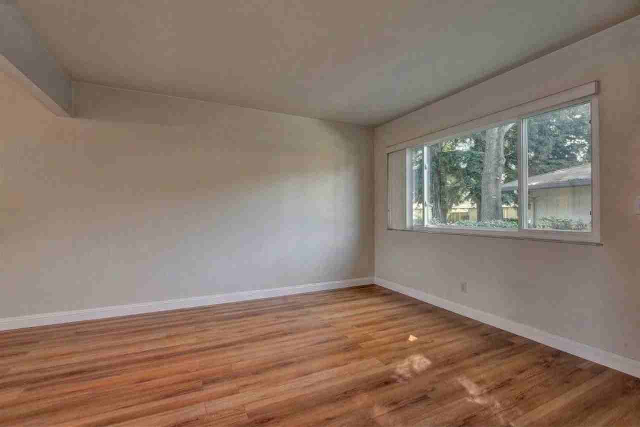 3537 Dalton Cmn - Photo 3 of 15