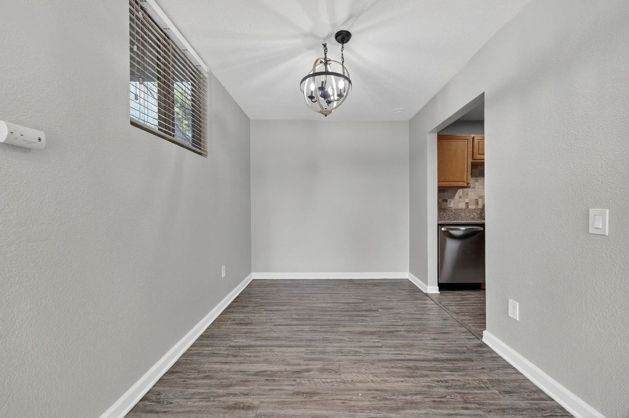 1350 N Escondido Blvd #20 - Photo 4 of 14