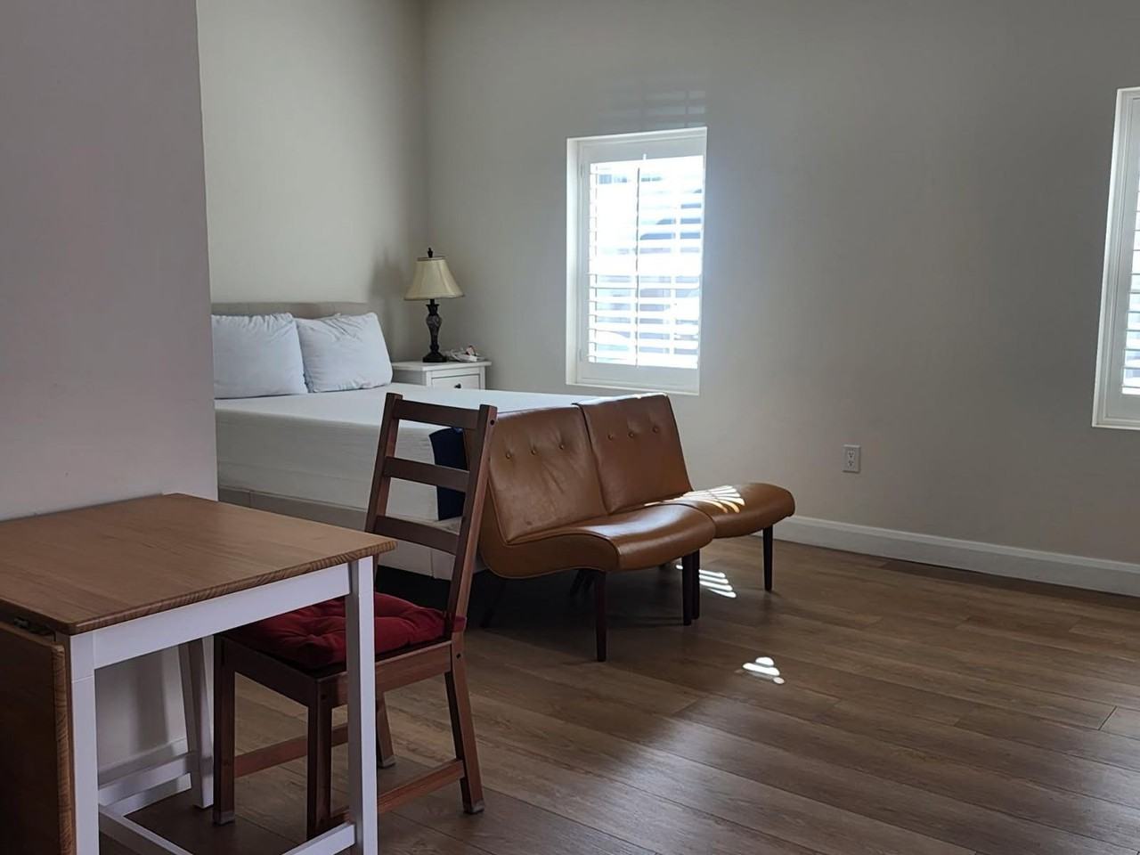 10458 Brooke Ave - Photo 4 of 8