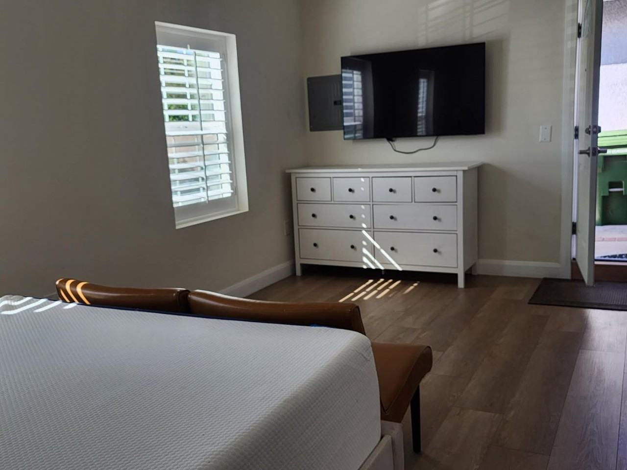 10458 Brooke Ave - Photo 6 of 8