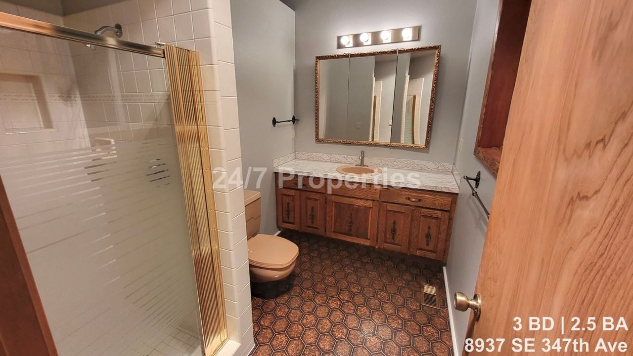 8937 Se 347th Ave - Photo 7 of 17