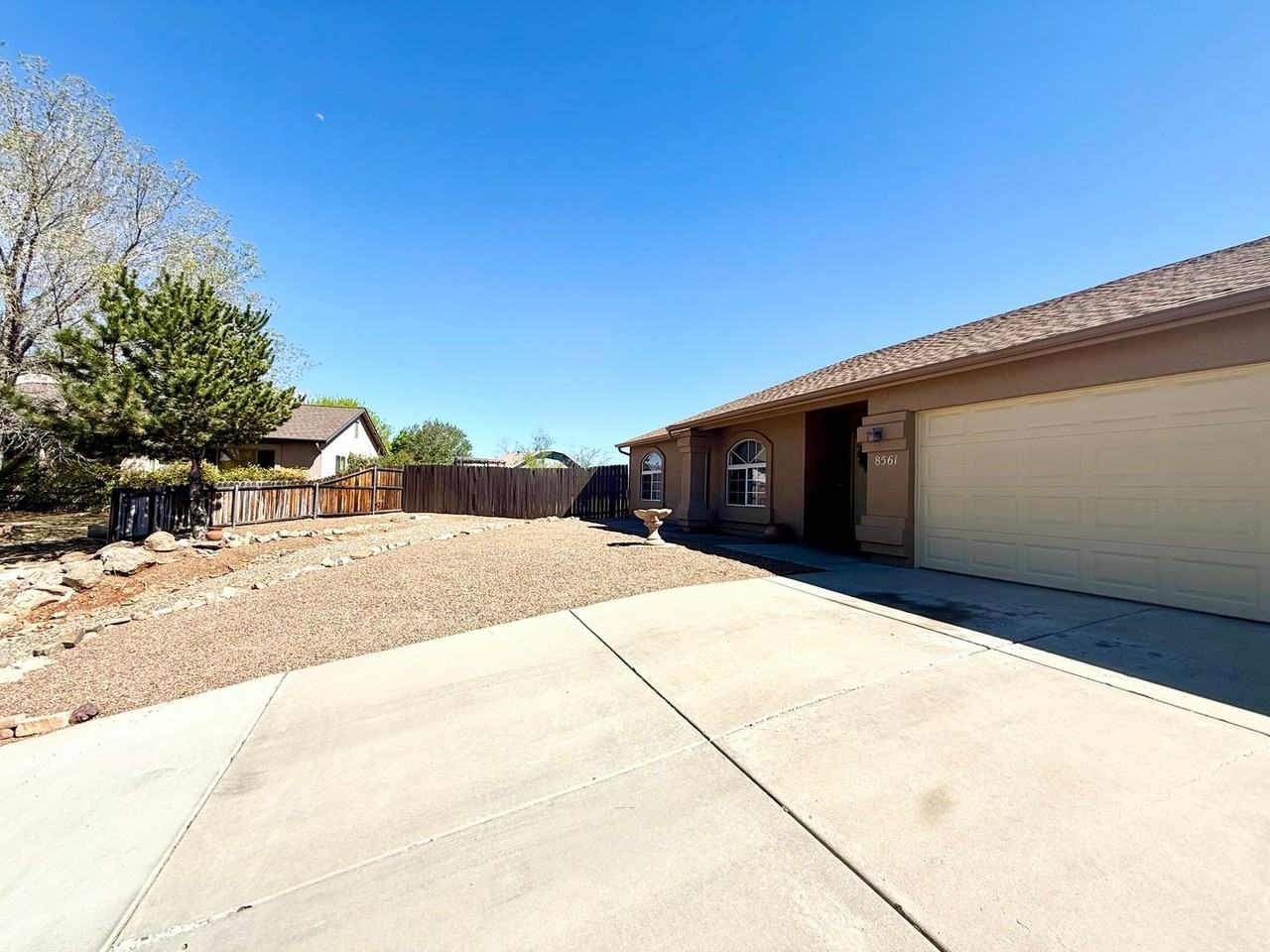 8561 E Posse Cir - Photo 2 of 20