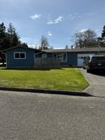 featured image of 2425 State St