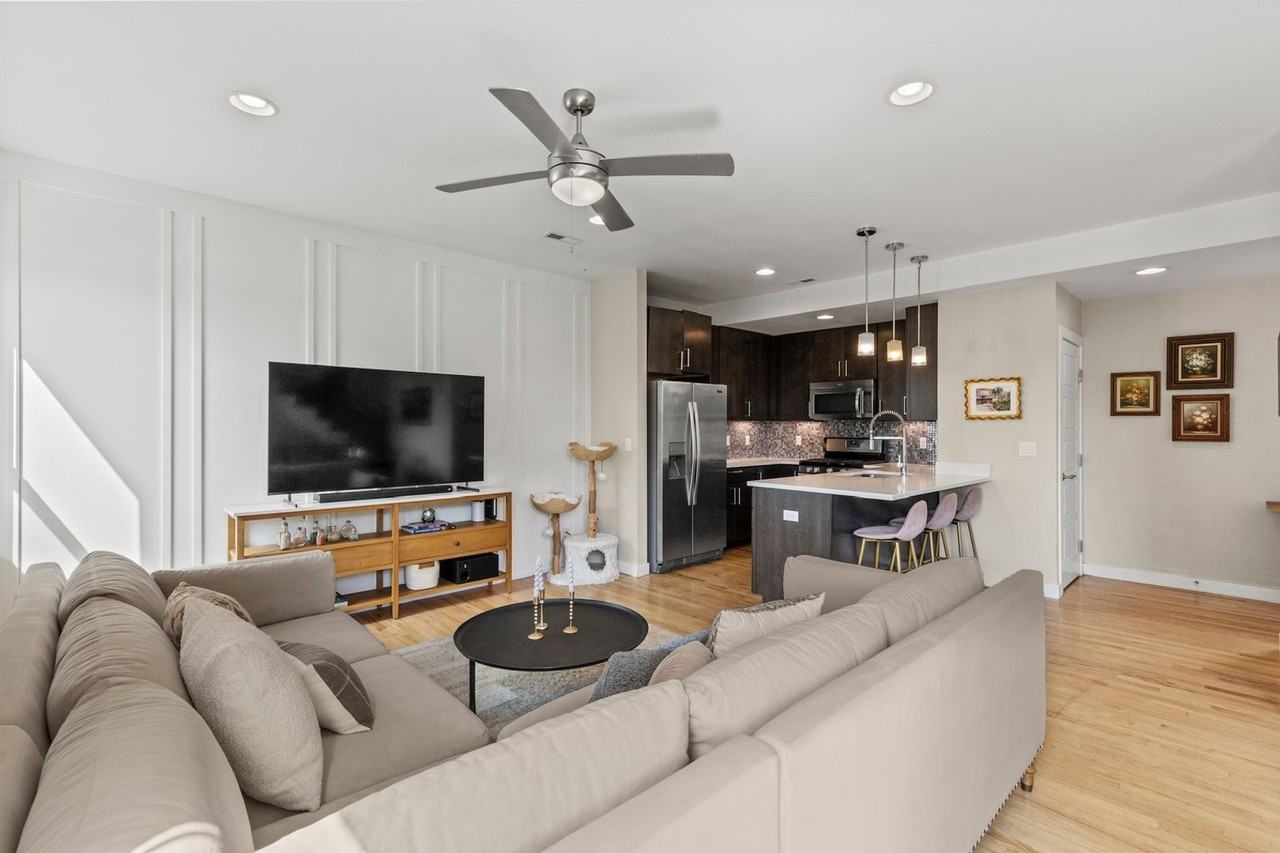 3553 S Emerson St - Photo 5 of 28