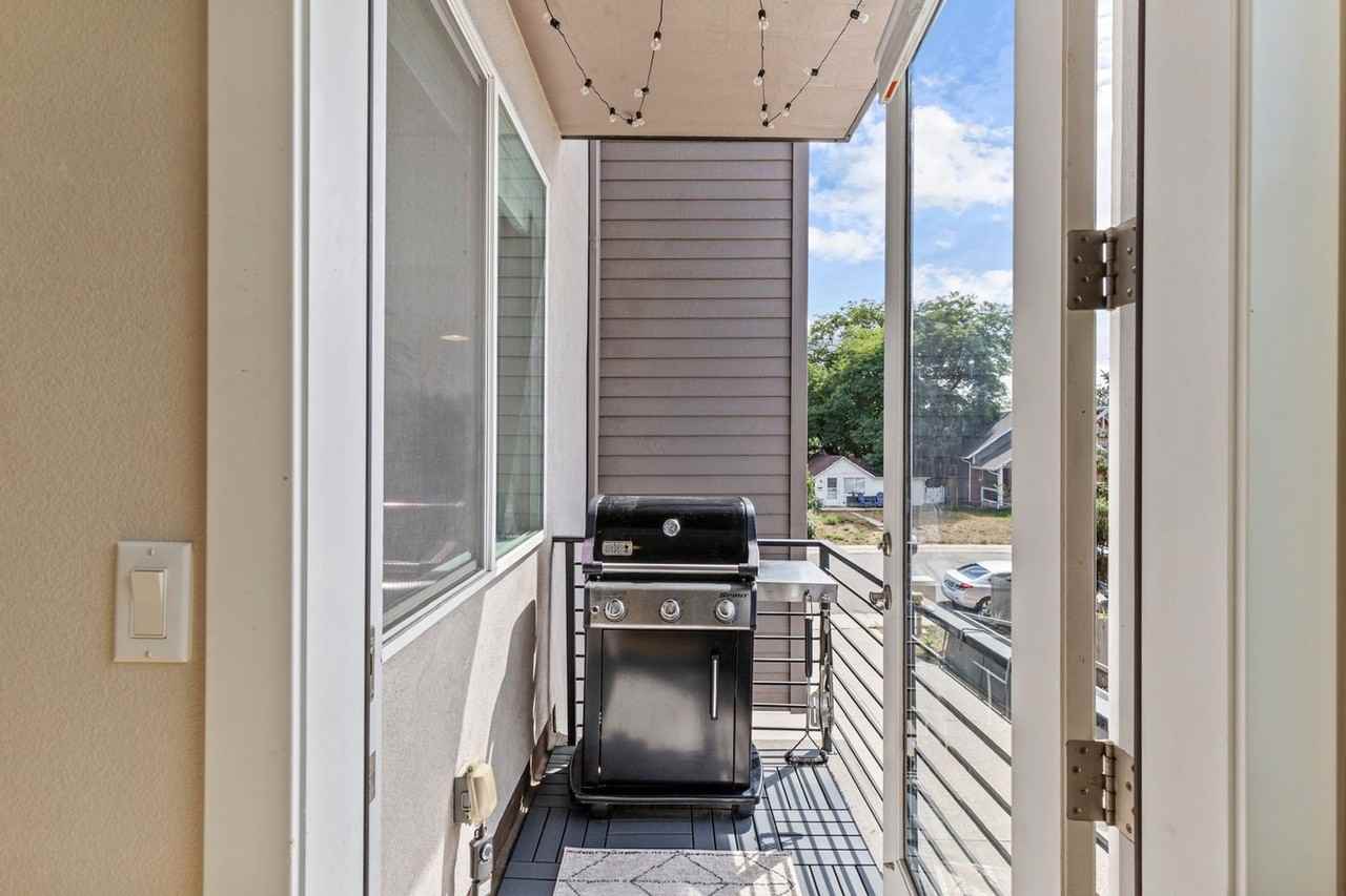 3553 S Emerson St - Photo 6 of 28