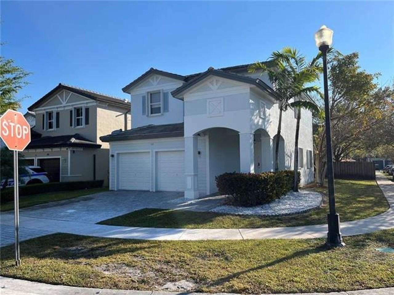 349 Ne 36th Ter #0 - Photo 2 of 21