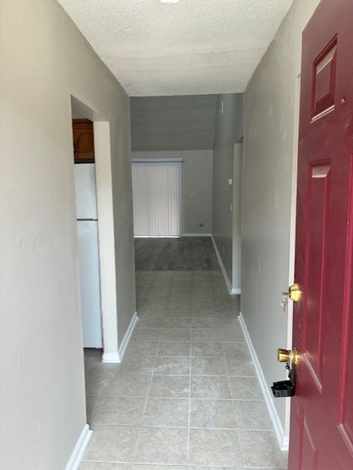 112 Admirals Walk Dr - Photo 2 of 24