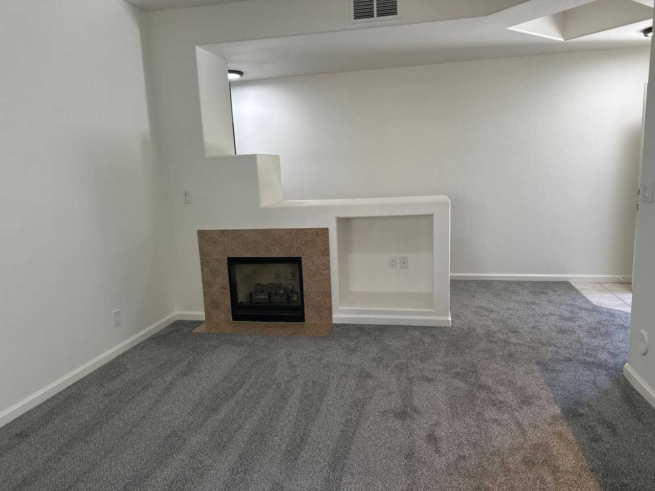 900 S Meadows Pkwy #511 - Photo 3 of 12