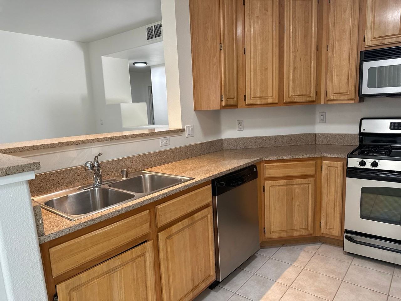 900 S Meadows Pkwy #511 - Photo 7 of 12