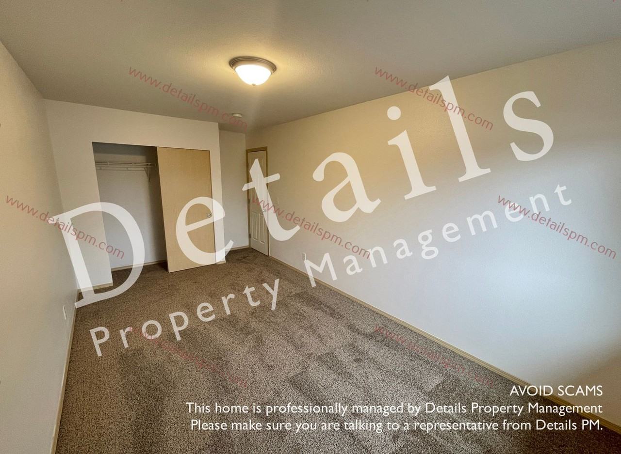 106 Ne Tucannon Ct - Photo 6 of 15