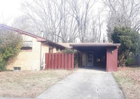 featured image of 304 E Florida Ave