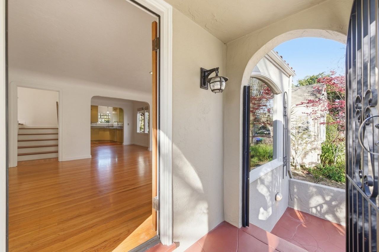 1770 Sycamore St - Photo 5 of 46