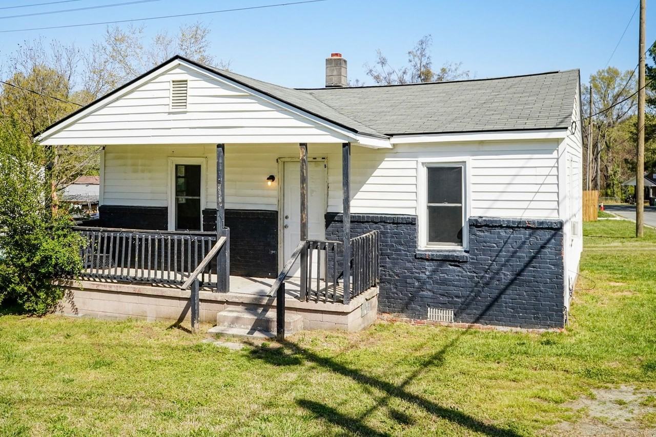 650 Montgomery St - Photo 2 of 18