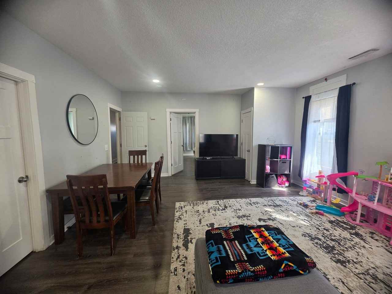 626 Taylor St Ne - Photo 6 of 26