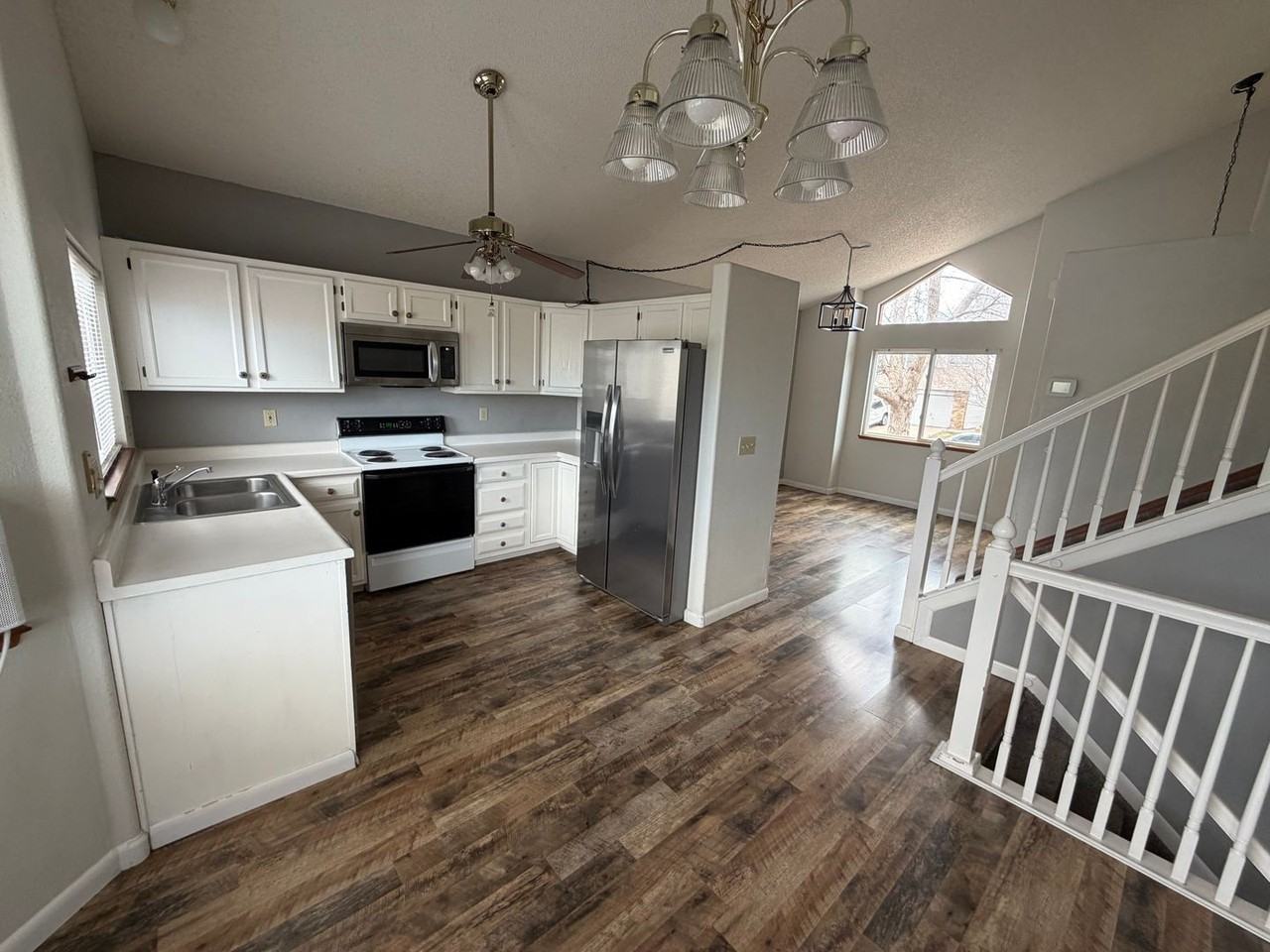 5851 Santana Dr - Photo 6 of 20